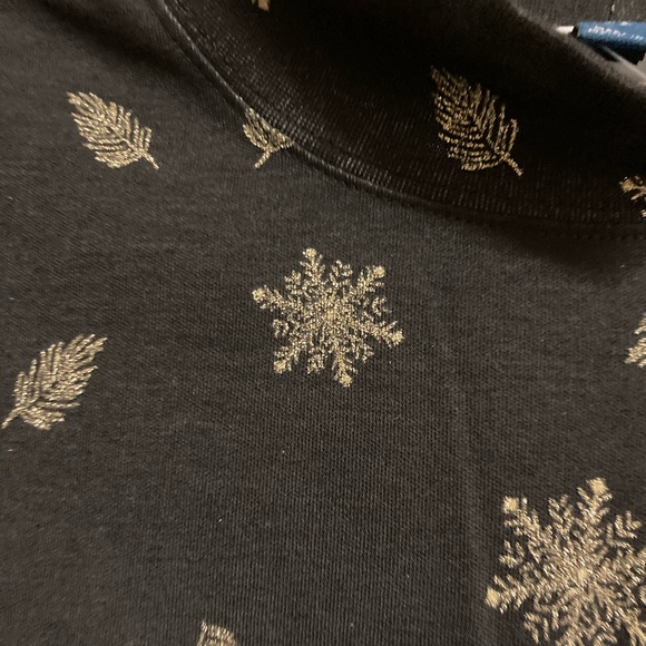 Karen Scott Shirt Top Size 2X Long-Sleeve Turtleneck NEW Snowflakes Winter Fun! - Picture 8 of 9